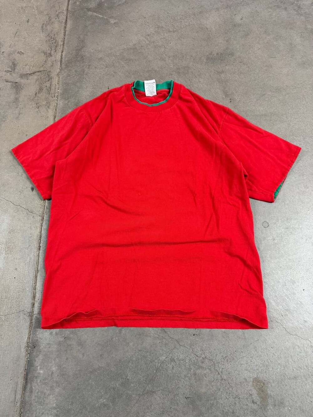Vintage L.A. Sportswear T-Shirt Size L Red Green Double Collar